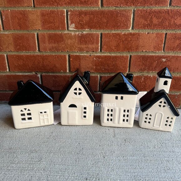 TARGET WONDERSHOP BATTERY CERAMIC HOUSES WITH TREES VILLAGE KIT WHITE/BLACK - Picture 2 of 7
